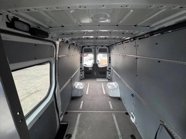 2014 Freightliner Sprinter High  Roof