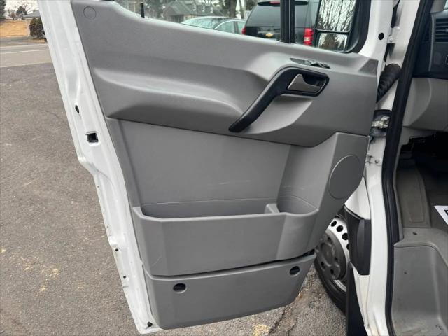 2014 Freightliner Sprinter High  Roof