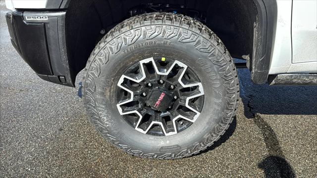 2026 GMC Sierra 2500HD Crew Cab, Standard Bed, AT4X, 4WD