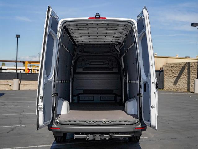 2026 Mercedes-Benz Sprinter 2500 High Roof 4-Cyl Diesel HO