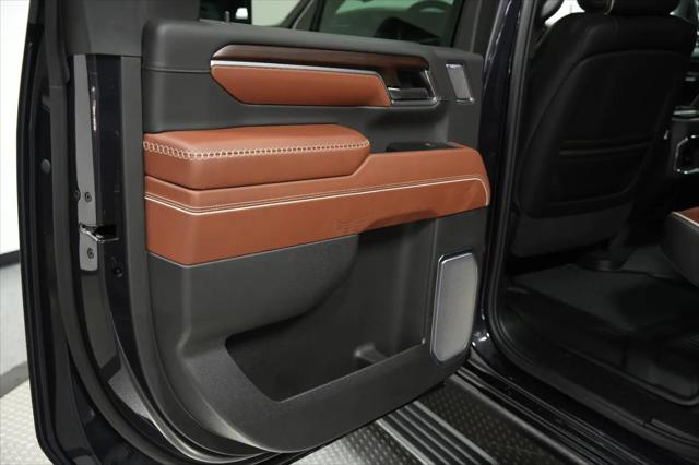 2026 GMC Sierra 2500HD Crew Cab, Standard Bed, Denali Ultimate, 4WD