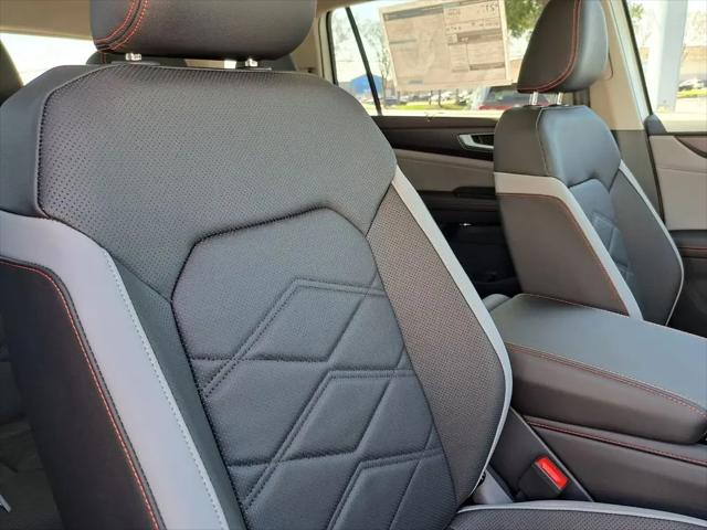 2026 Volkswagen Atlas Peak Edition