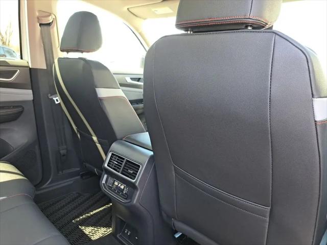 2026 Volkswagen Atlas Peak Edition