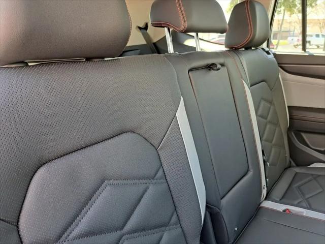 2026 Volkswagen Atlas Peak Edition