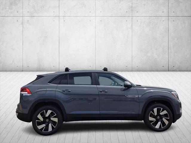 2026 Volkswagen Atlas Cross Sport SE with Technology