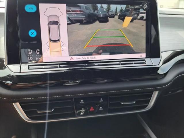 2026 Volkswagen Atlas Cross Sport SE with Technology