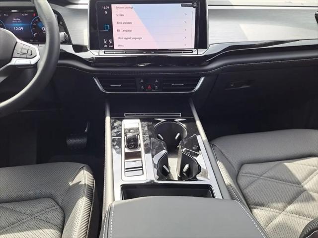 2026 Volkswagen Atlas Cross Sport SE with Technology