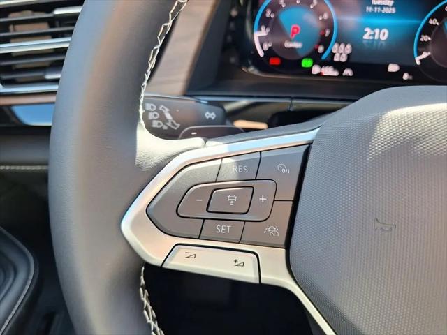 2026 Volkswagen Atlas SE with Technology