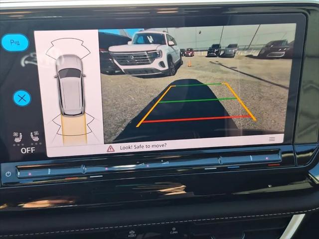 2026 Volkswagen Atlas SE with Technology