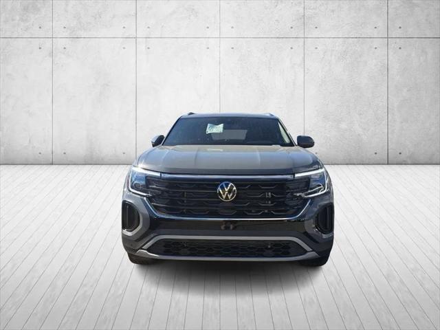 2026 Volkswagen Atlas Cross Sport SE with Technology