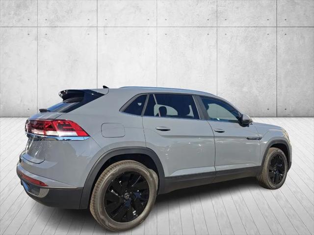 2026 Volkswagen Atlas Cross Sport SE with Technology