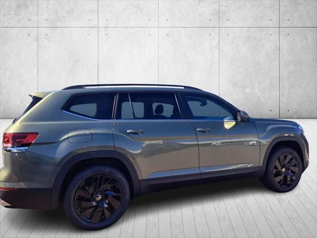 2026 Volkswagen Atlas SE with Technology