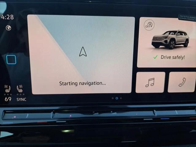 2026 Volkswagen Atlas SE with Technology