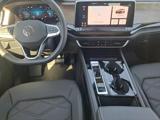 2026 Volkswagen Atlas SE with Technology
