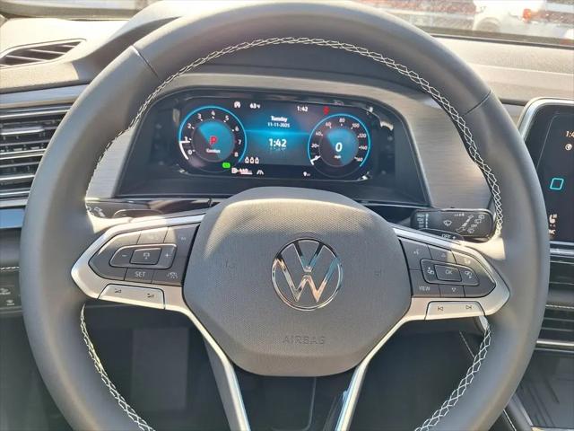 2026 Volkswagen Atlas Cross Sport SE with Technology