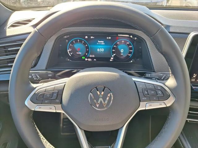 2026 Volkswagen Atlas Cross Sport SEL Premium R-Line