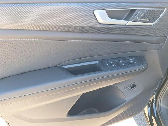 2026 Volkswagen Atlas Cross Sport SEL Premium R-Line