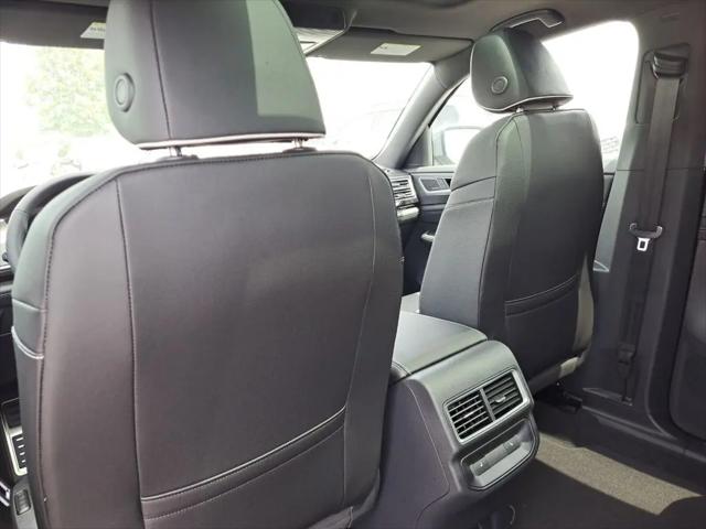 2026 Volkswagen Atlas Cross Sport SEL Premium R-Line