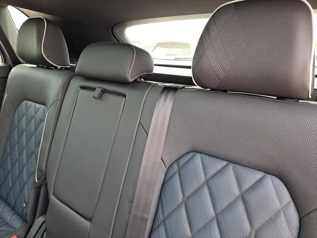 2026 Volkswagen Atlas Cross Sport SEL Premium R-Line