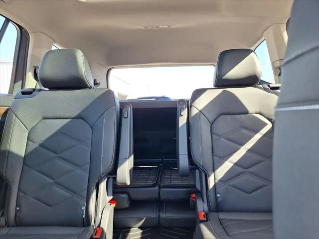 2026 Volkswagen Atlas SE with Technology