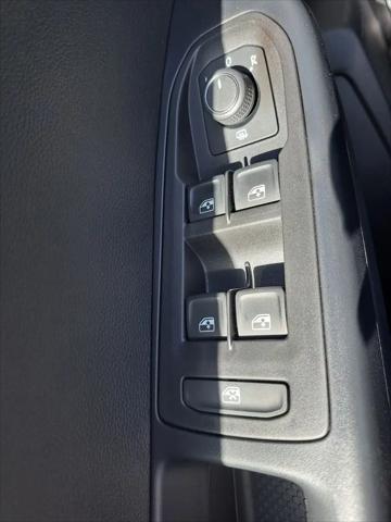 2026 Volkswagen Taos SE Black