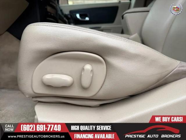 2004 Cadillac SRX Standard