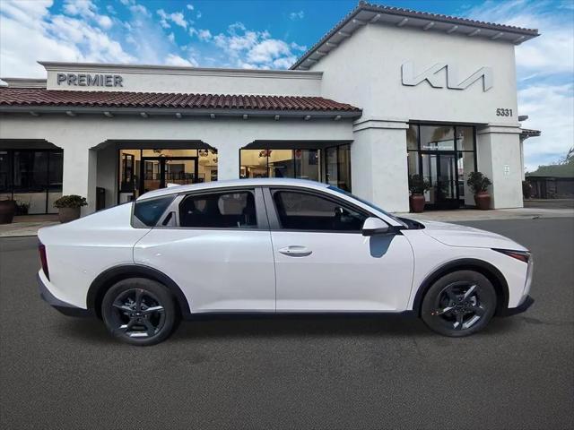 2026 Kia K4 LXS