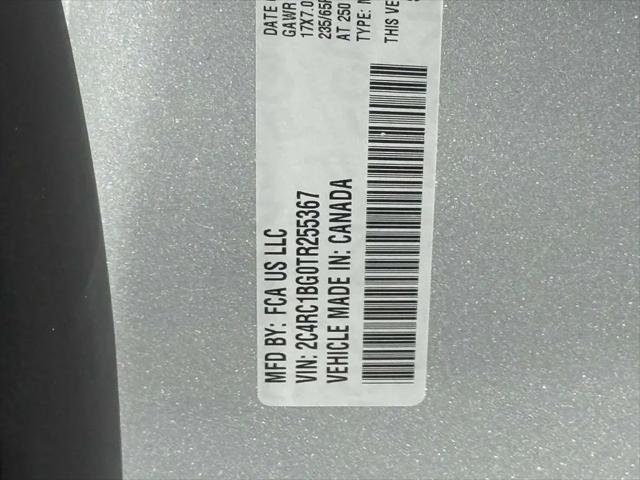 2026 Chrysler Pacifica Select