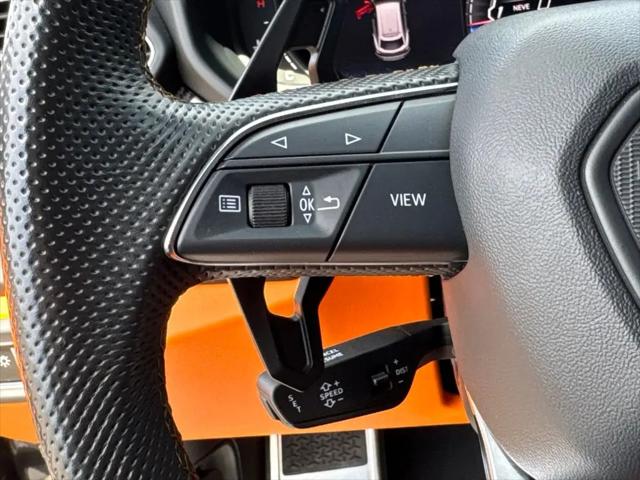 2021 Lamborghini Urus Graphite Capsule