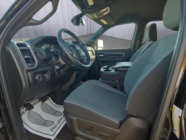 2024 Ram 2500 Big Horn Crew Cab 4x4 6'4" Box