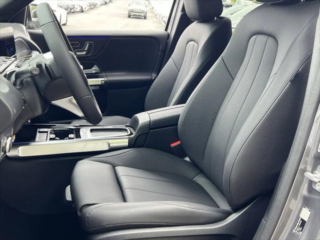2026 Mercedes-Benz GLB 4MATIC