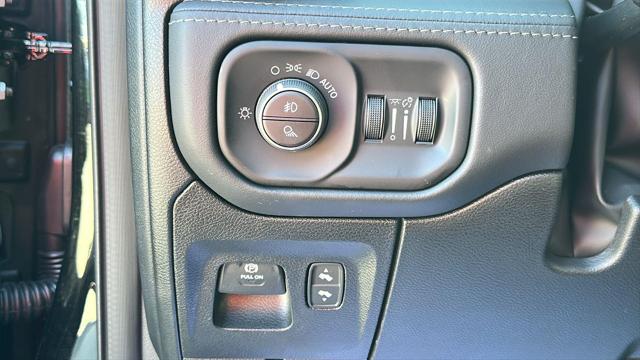 2026 Ram 1500 Limited Crew Cab 4x4 57 Box