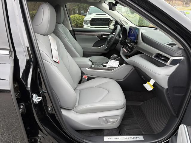 2026 Toyota Highlander Hybrid Limited