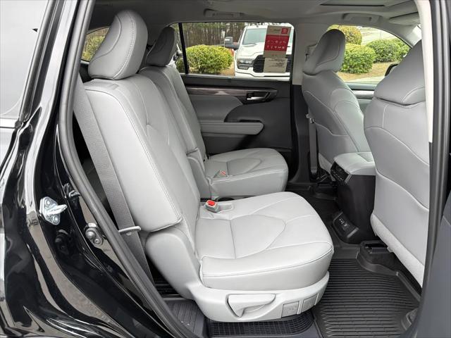 2026 Toyota Highlander Hybrid Limited