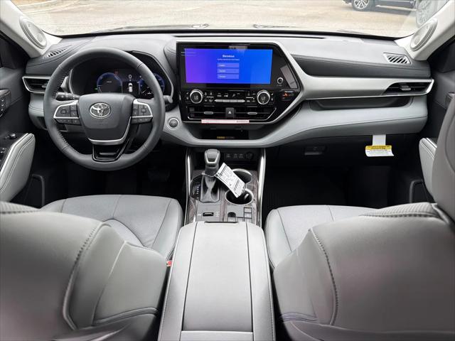 2026 Toyota Highlander Hybrid Limited