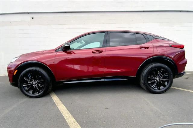 2024 Buick NV Sport Touring FWD
