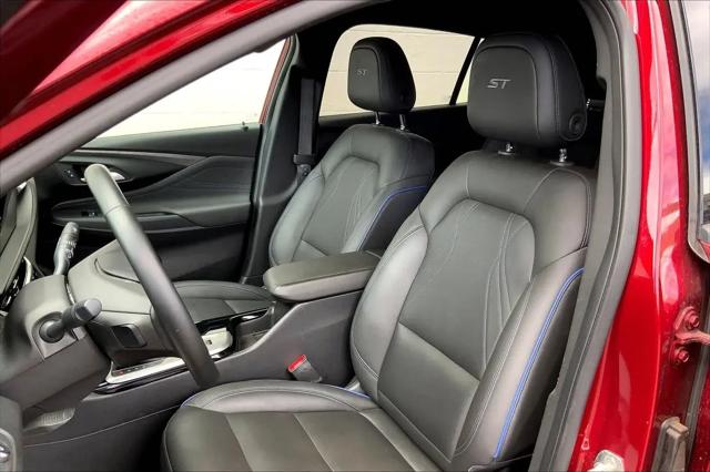 2024 Buick NV Sport Touring FWD