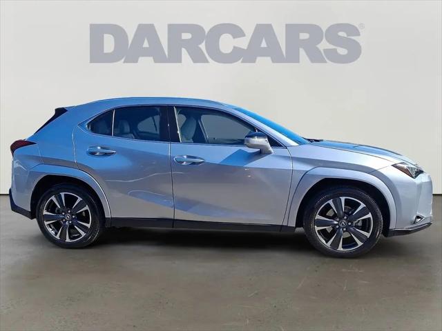 2025 Lexus 300 Premium
