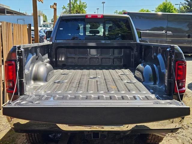 2026 Ram 2500 Tradesman Crew Cab 4x4 8 Box