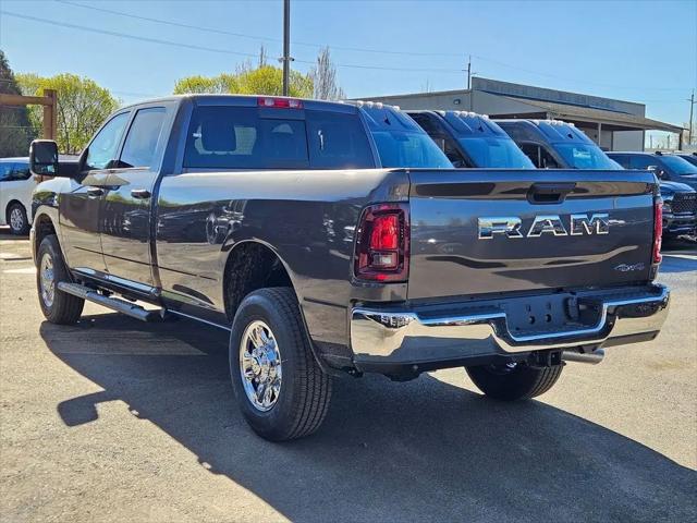 2026 Ram 3500 Tradesman Crew Cab 4x4 8' Box