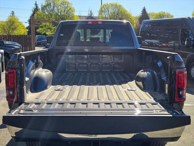 2026 Ram 3500 Tradesman Crew Cab 4x4 8' Box