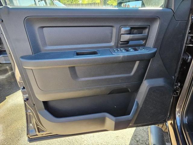 2026 Ram 3500 Tradesman Crew Cab 4x4 8' Box