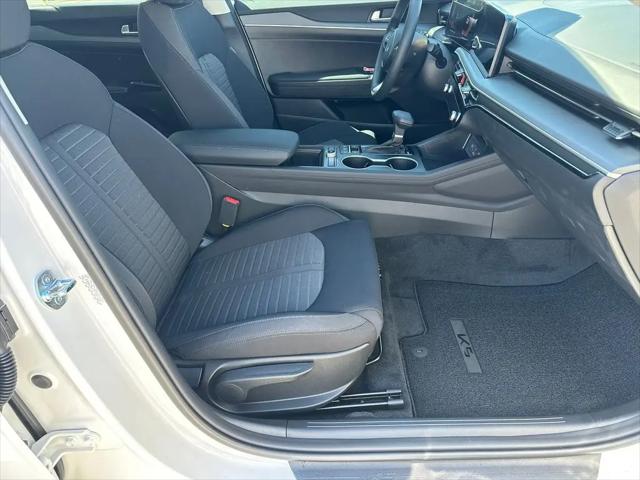 2026 Kia K5 LXS FWD