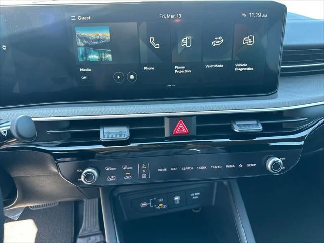 2026 Kia K5 LXS FWD