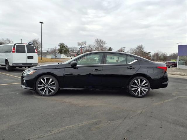 2022 Nissan Altima SR FWD