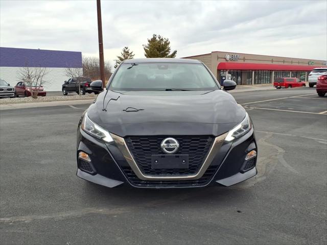 2022 Nissan Altima SR FWD