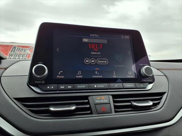 2022 Nissan Altima SR FWD
