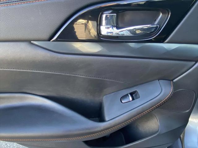 2022 Nissan Maxima SR Xtronic CVT
