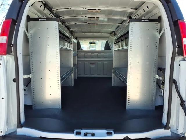 2026 Chevrolet Express Cargo Van 2500 Extended Wheelbase, WT, RWD