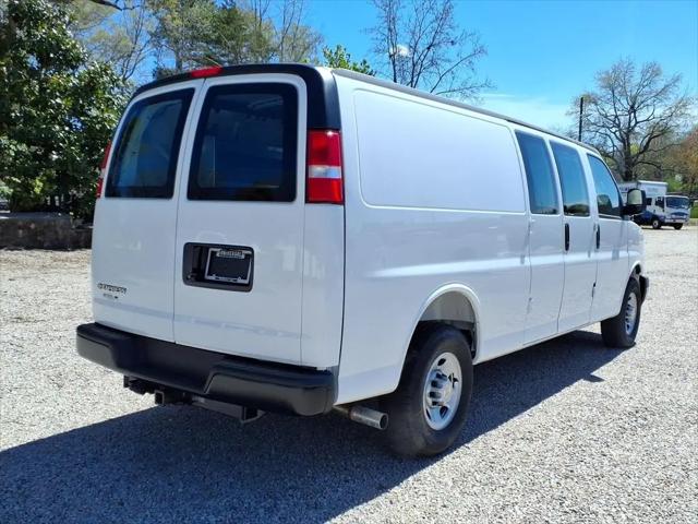 2026 Chevrolet Express Cargo Van 2500 Extended Wheelbase, WT, RWD